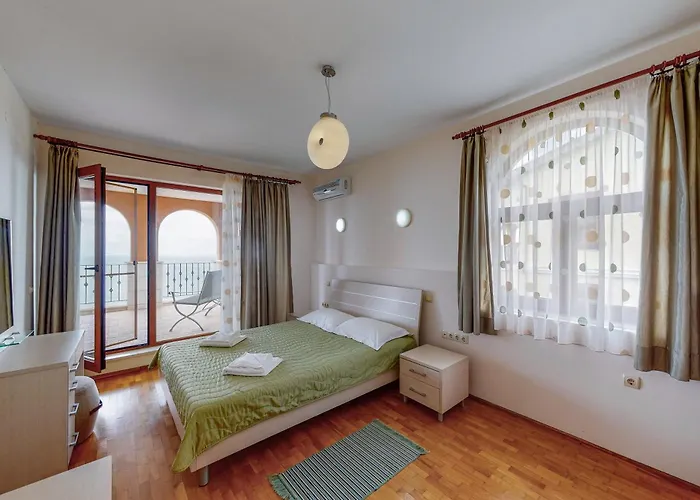 At Lighthouse Golf By Parnas Estate Villa Balchik