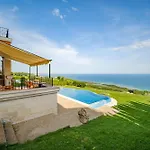 At Lighthouse Golf By Parnas Estate Луксозна вила