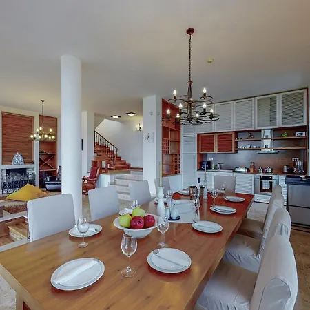 At Lighthouse Golf By Parnas Estate Балчик