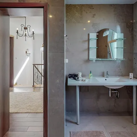 At Lighthouse Golf By Parnas Estate Villa *